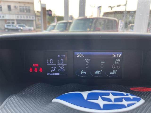 スバル フォレスター