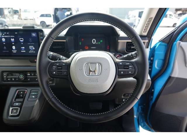 ホンダ N-ONE e: