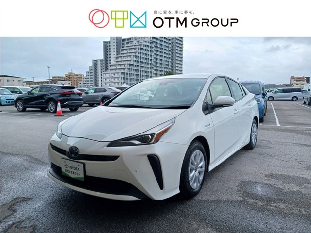 トヨタ プリウス