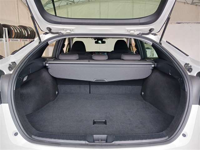 トヨタ プリウス