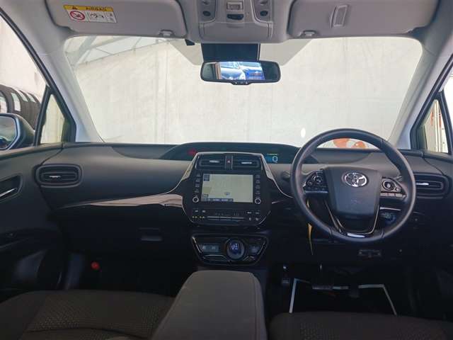 トヨタ プリウス