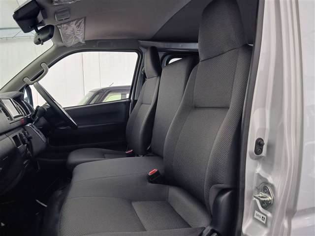 トヨタ ハイエースバン