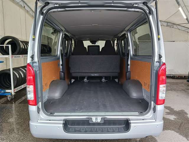 トヨタ ハイエースバン