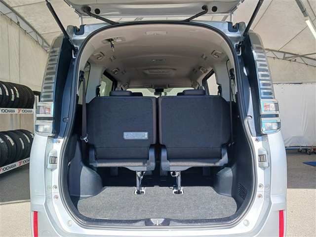 トヨタ ヴォクシー