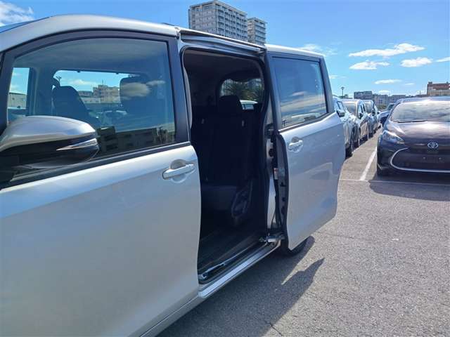 トヨタ ヴォクシー