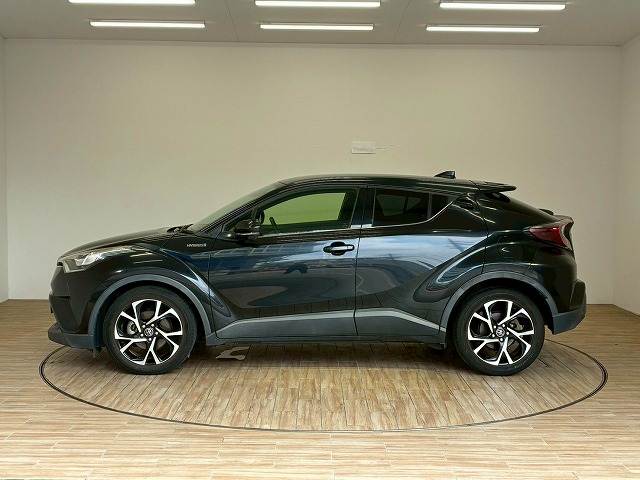 トヨタ C-HR
