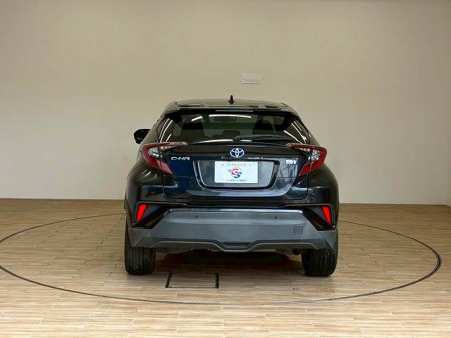 トヨタ C-HR