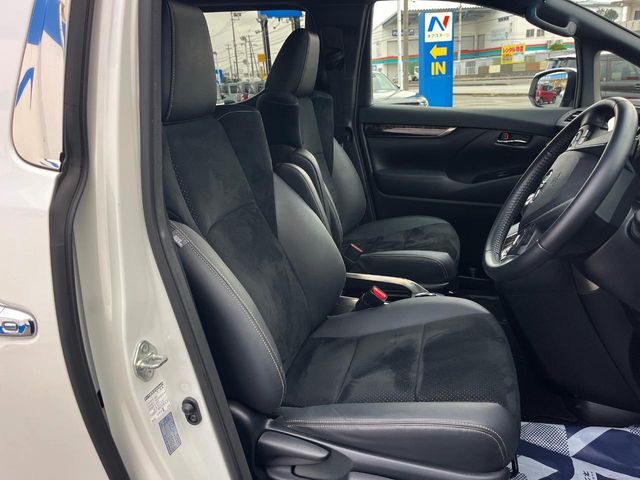 トヨタ アルファード