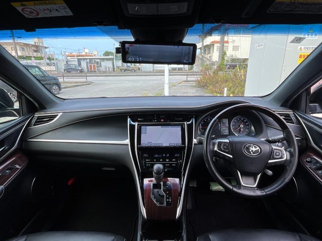 トヨタ ハリアー