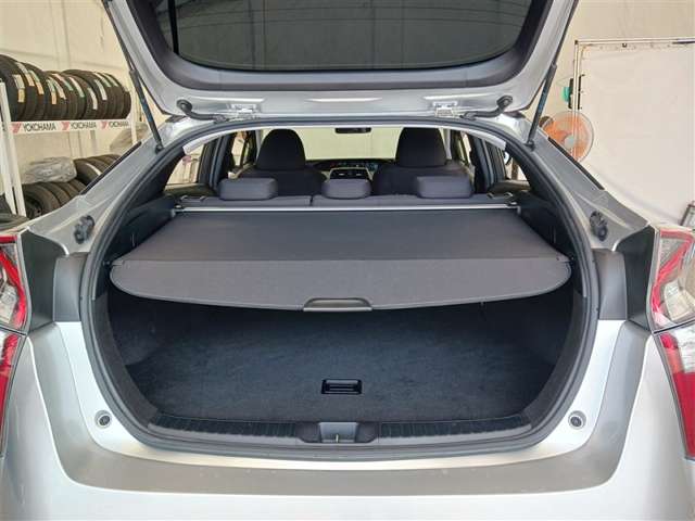 トヨタ プリウス