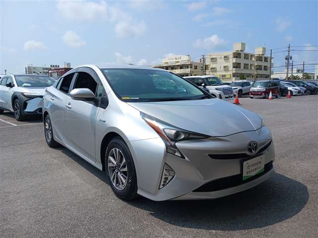 トヨタ プリウス