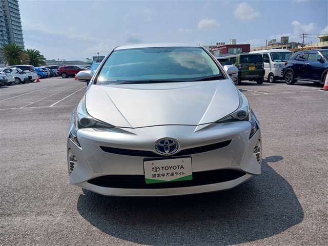 トヨタ プリウス