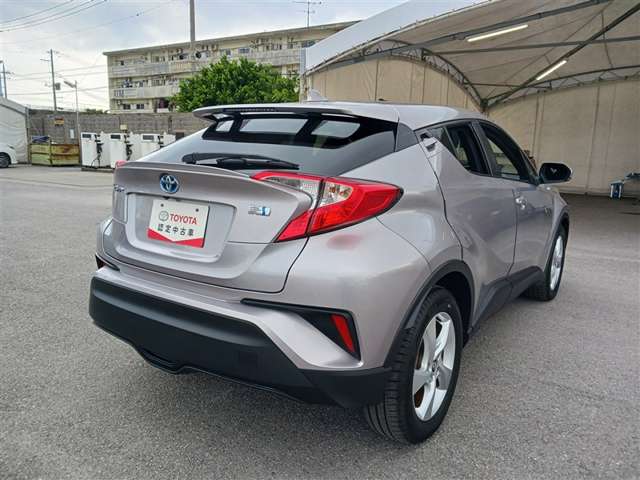 トヨタ C-HR