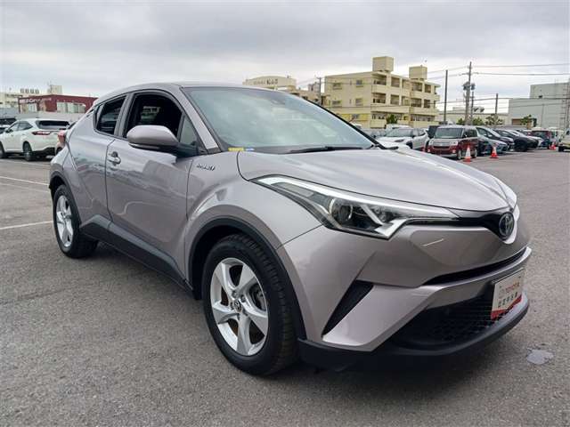 トヨタ C-HR