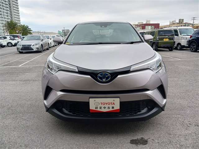 トヨタ C-HR