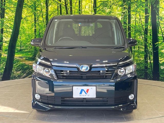 トヨタ ヴォクシー