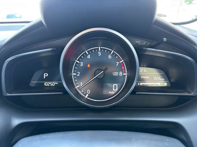 マツダ MAZDA2