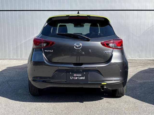 マツダ MAZDA2