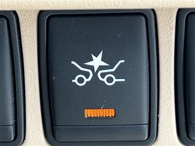 光岡自動車 ガリュー