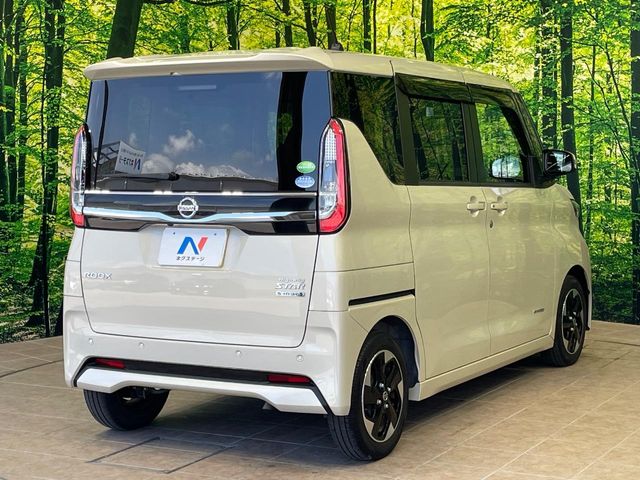 日産 ルークス