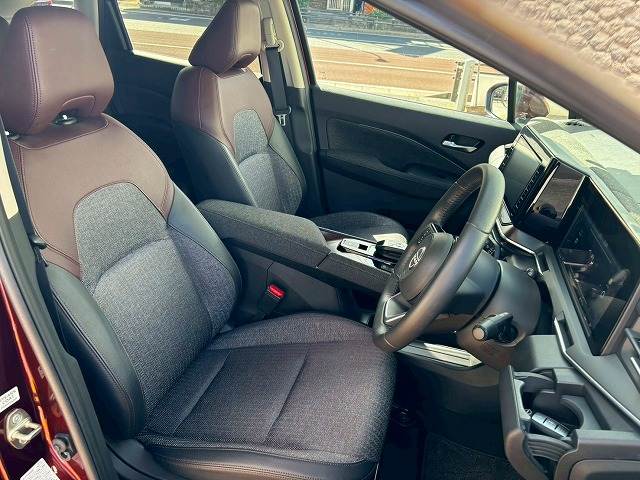 日産 ノートオーラ