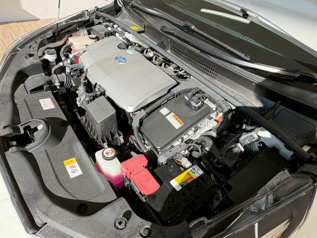 トヨタ プリウス