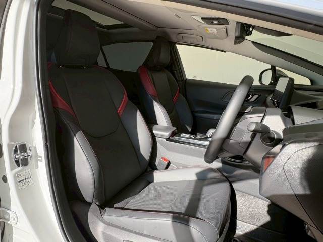 トヨタ プリウス