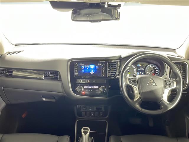 三菱 アウトランダーPHEV