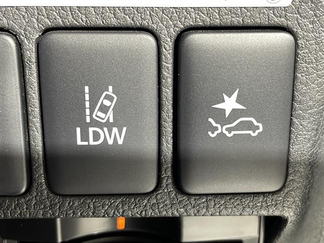 三菱 アウトランダーPHEV