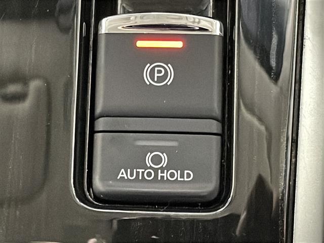 三菱 アウトランダーPHEV