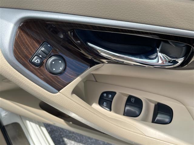 日産 ティアナ