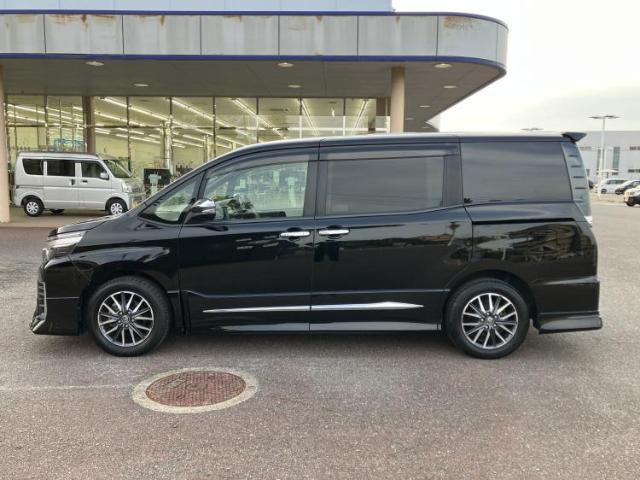 トヨタ ヴォクシー