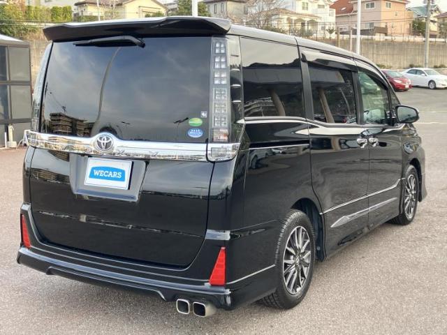 トヨタ ヴォクシー