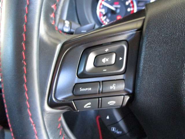 スバル レヴォーグ