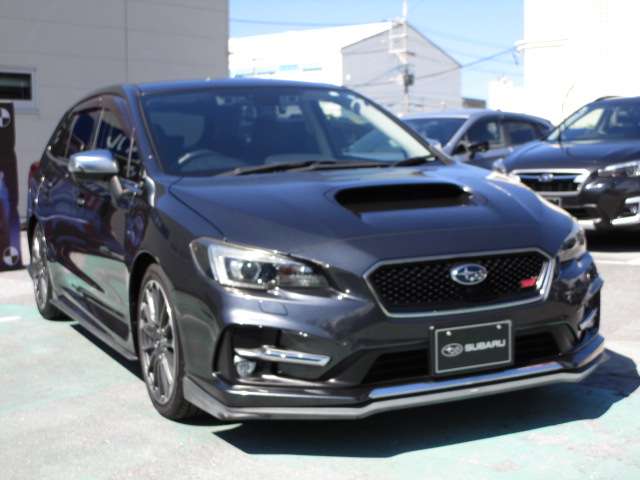 スバル レヴォーグ