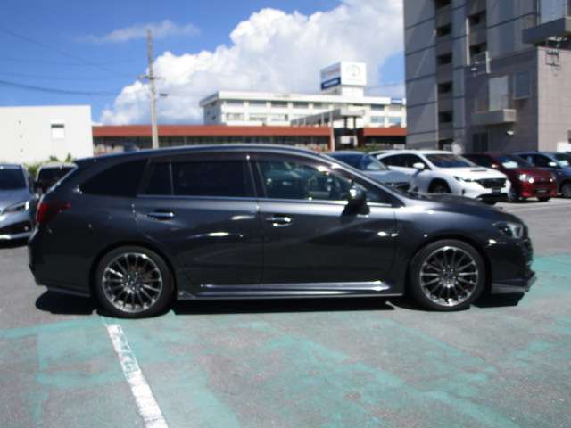 スバル レヴォーグ