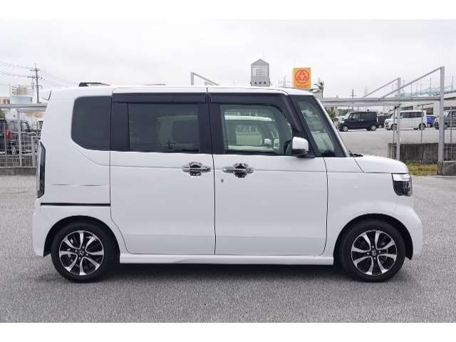 ホンダ N-BOX