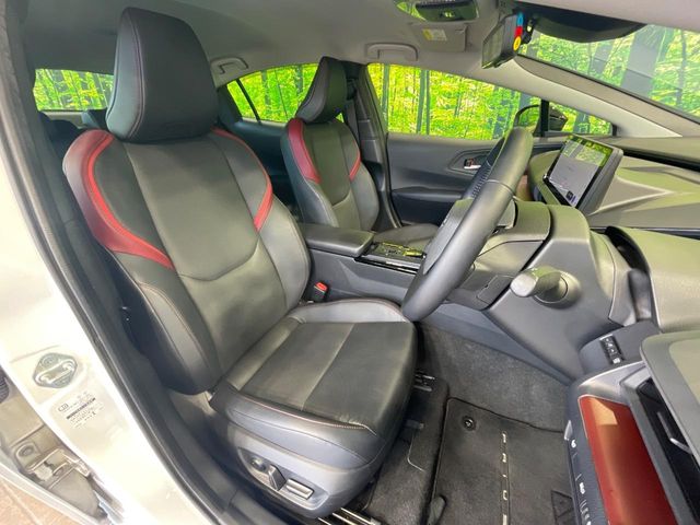 トヨタ プリウス