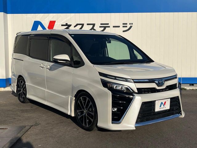 トヨタ ヴォクシー