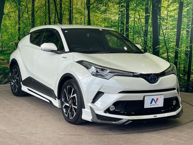 トヨタ C-HR
