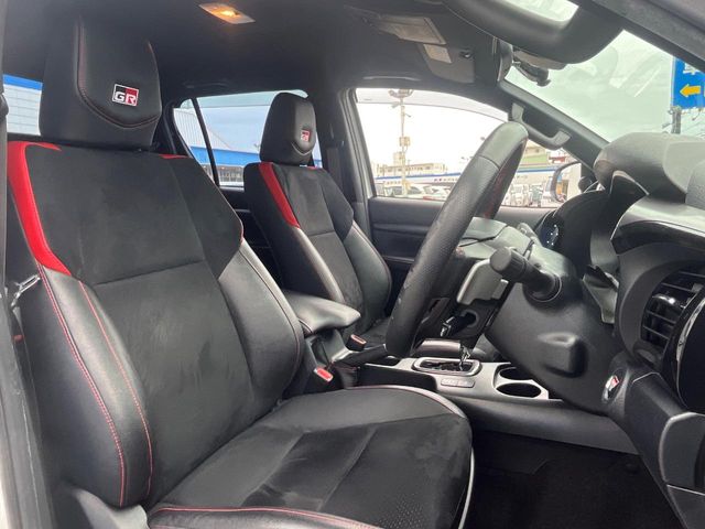 トヨタ ハイラックス