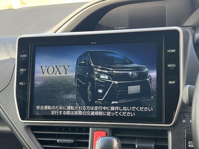 トヨタ ヴォクシー