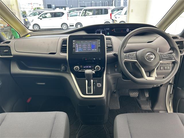 日産 セレナ