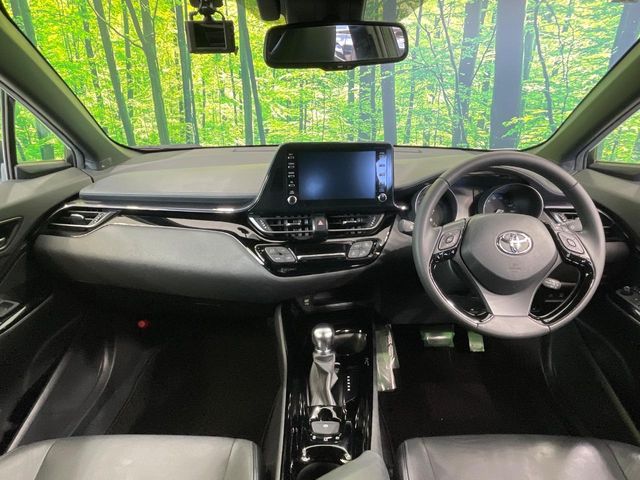 トヨタ C-HR