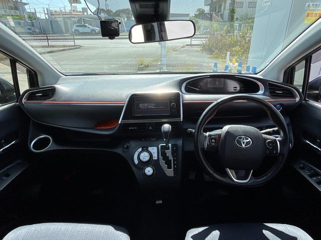 トヨタ シエンタ