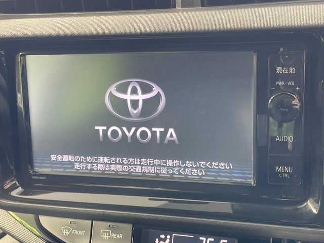 トヨタ アクア