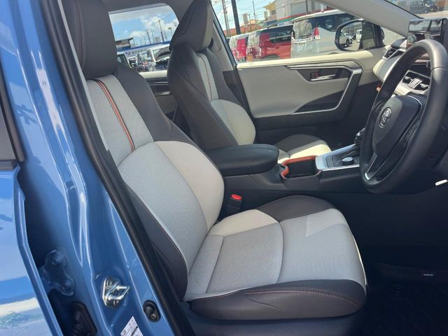 トヨタ RAV4