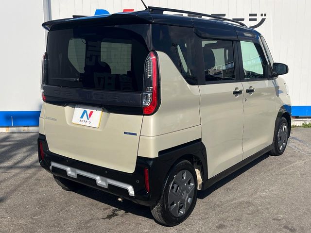 三菱 デリカミニ