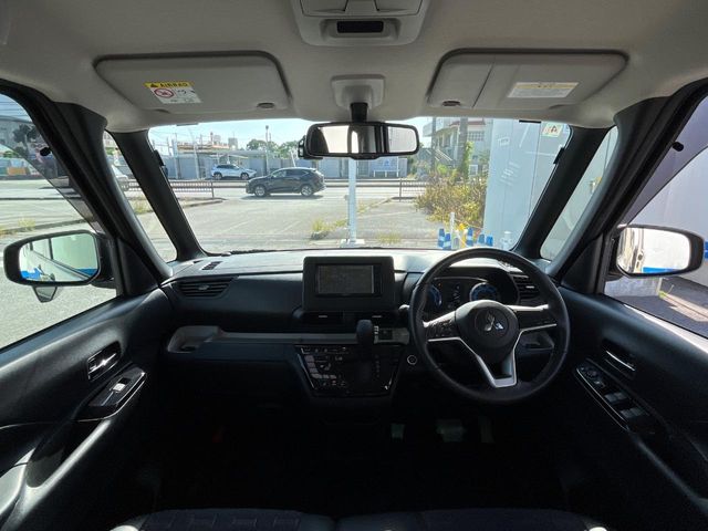 三菱 デリカミニ