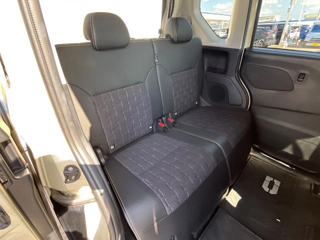 三菱 デリカミニ